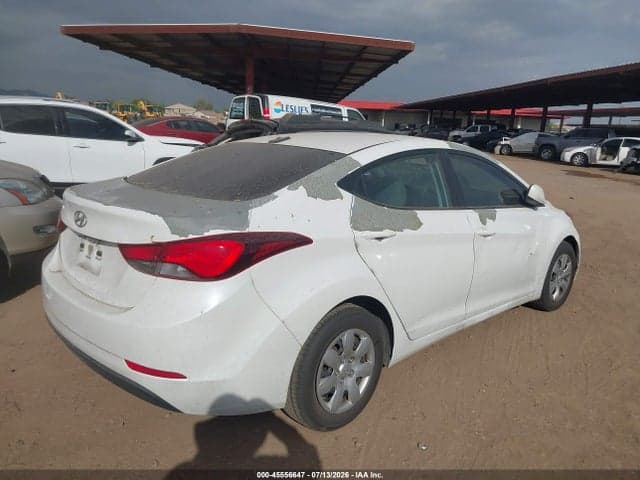 2016 HYUNDAI ELANTRA SE 4