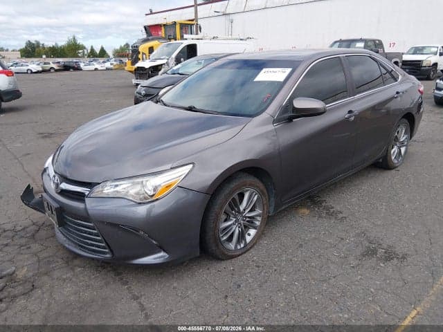 2017 TOYOTA CAMRY LE 2