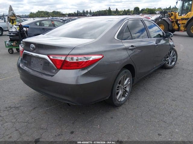2017 TOYOTA CAMRY LE 4