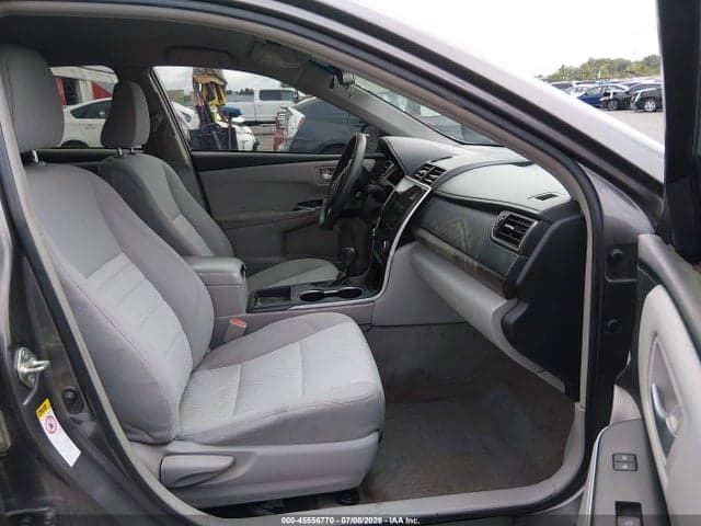 2017 TOYOTA CAMRY LE 5