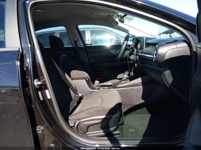 2021 KIA FORTE LXS 5