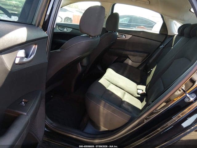 2021 KIA FORTE LXS 8
