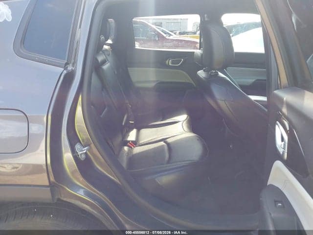 2023 JEEP COMPASS LIMITED 4X4 8