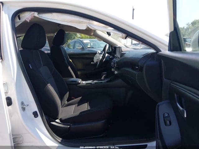 2023 NISSAN SENTRA SV XTRONIC CVT 5