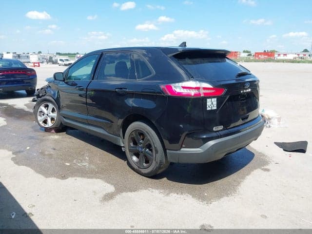 2021 FORD EDGE SE 3
