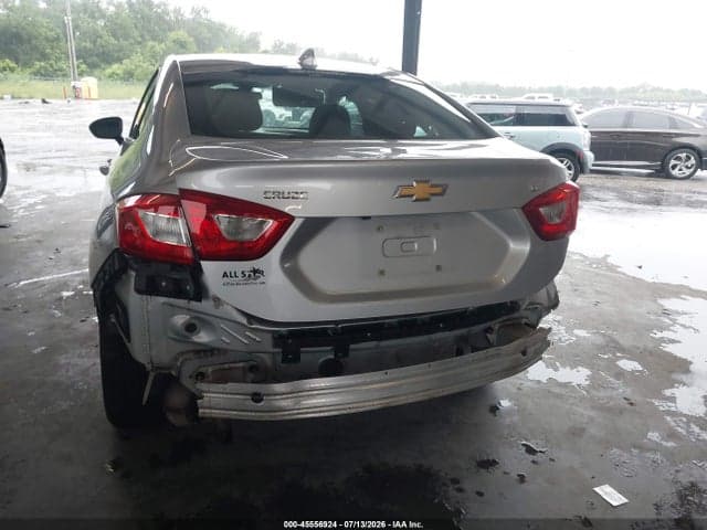2017 CHEVROLET CRUZE LT AUTO 17