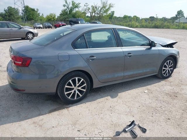 2017 VOLKSWAGEN JETTA 1.4T SE 4