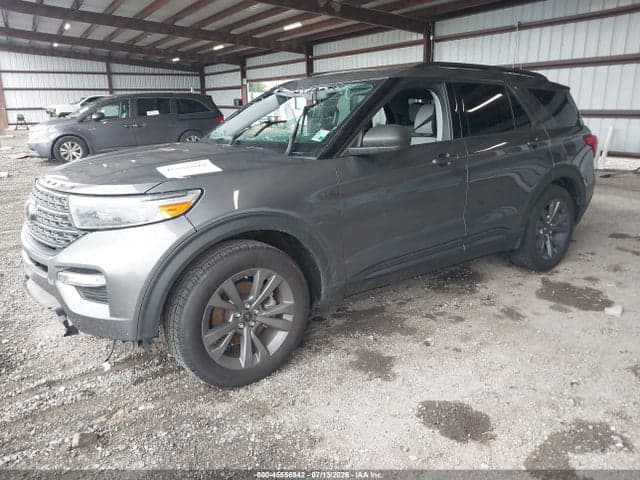 2021 FORD EXPLORER XLT 2