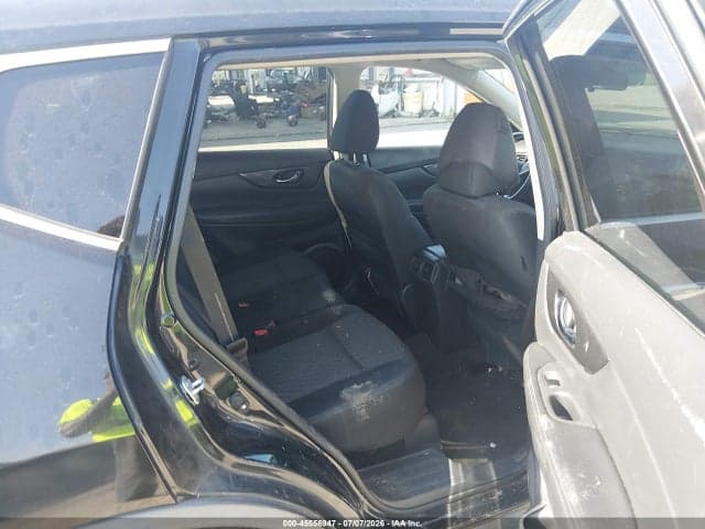 2017 NISSAN ROGUE SV 8