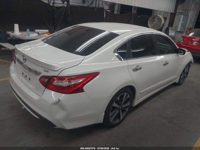 2016 NISSAN ALTIMA 2.5 SR 4