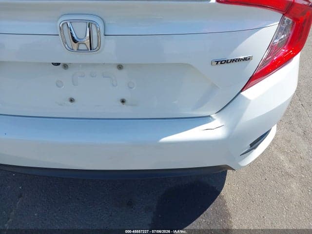 2018 HONDA CIVIC TOURING 19