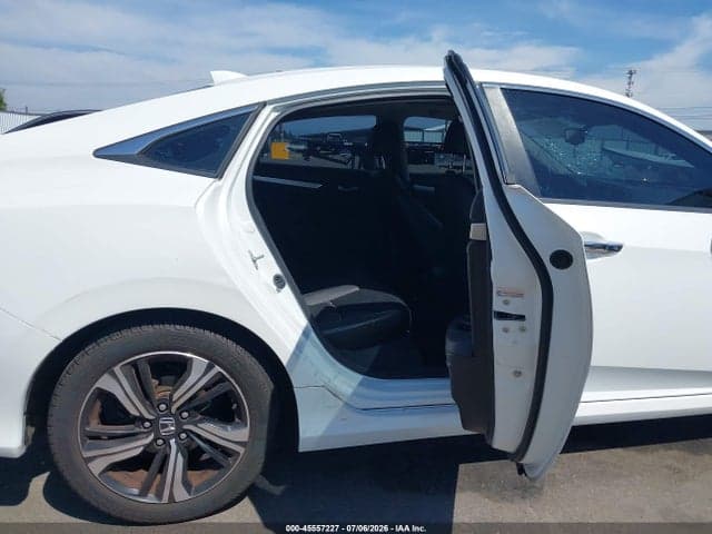 2018 HONDA CIVIC TOURING 8