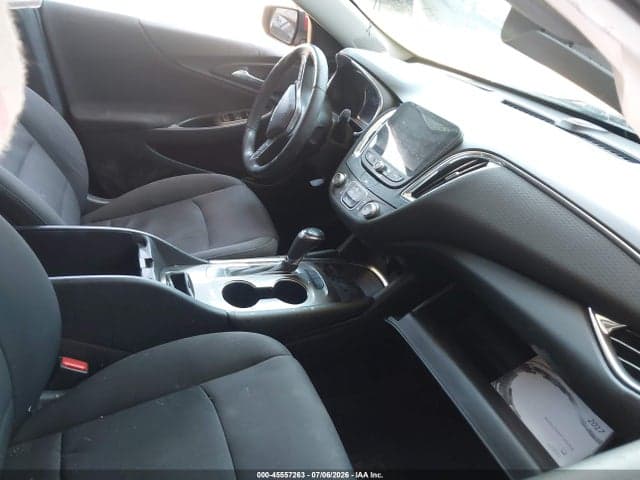 2017 CHEVROLET MALIBU 1LT 5