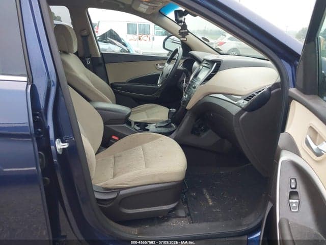 2017 HYUNDAI SANTA FE SE 5