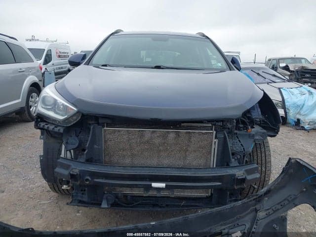 2017 HYUNDAI SANTA FE SE 6