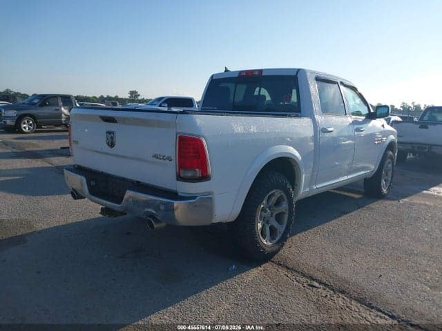 2017 RAM 1500 LARAMIE 4X4 5'7 BOX 4