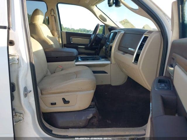 2017 RAM 1500 LARAMIE 4X4 5'7 BOX 5