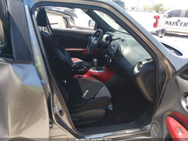 2016 NISSAN JUKE SV 5