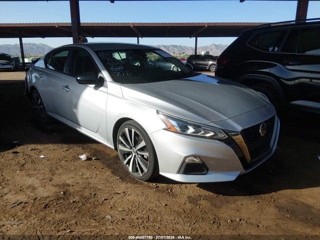 2022 NISSAN ALTIMA SR FWD