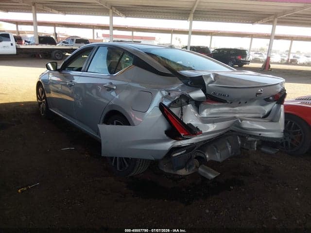2022 NISSAN ALTIMA SR FWD 3