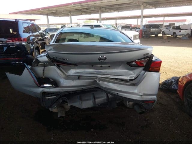 2022 NISSAN ALTIMA SR FWD 6