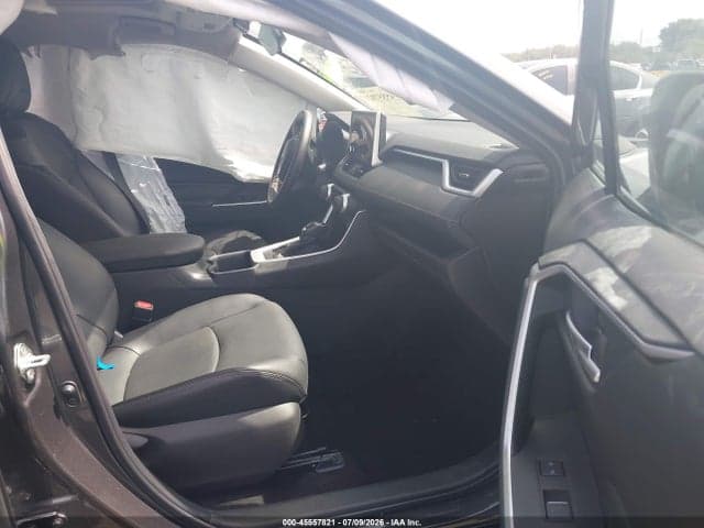 2024 TOYOTA RAV4 XLE PREMIUM 5