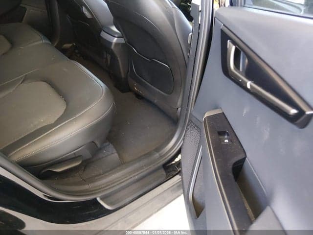 2025 KIA EV6 LIGHT LONG RANGE RWD 8