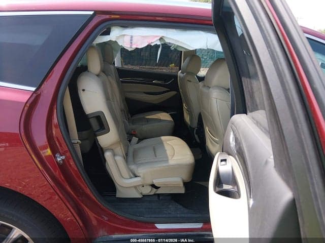 2018 BUICK ENCLAVE PREMIUM 8