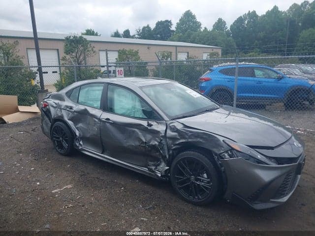 2026 TOYOTA CAMRY SE