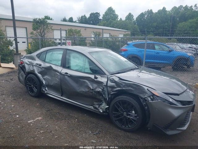 2026 TOYOTA CAMRY SE 6