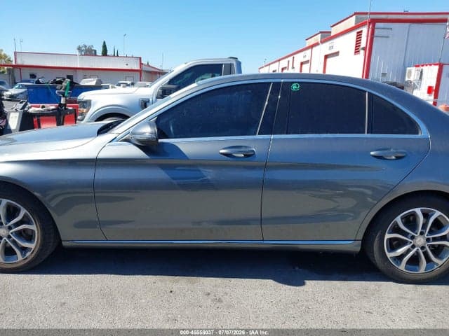 2017 MERCEDES-BENZ C 300 2