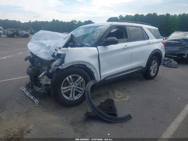 2023 FORD EXPLORER XLT 2