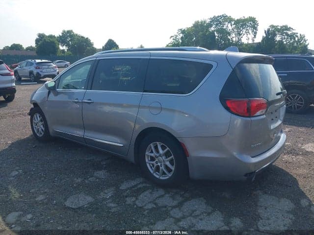 2020 CHRYSLER PACIFICA TOURING L 3