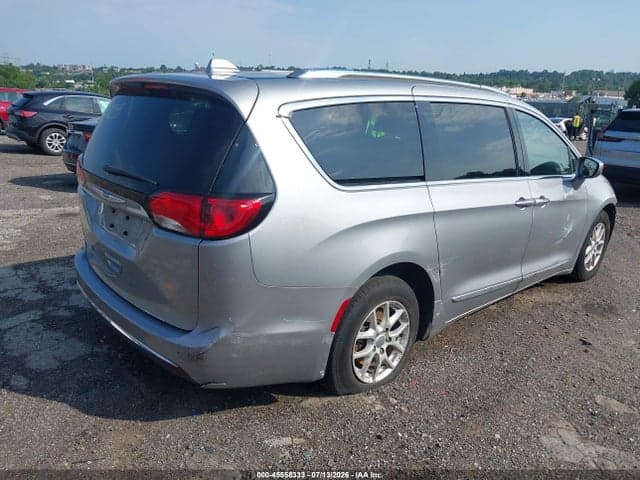 2020 CHRYSLER PACIFICA TOURING L 4