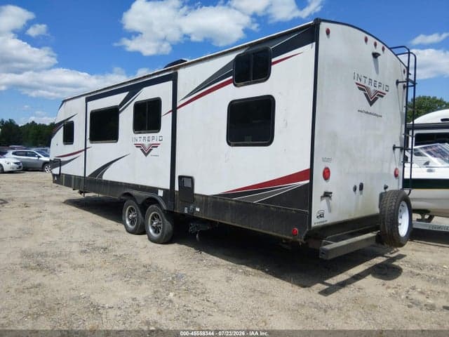 2021 RIVERSIDE TRAVEL TRAILER 3