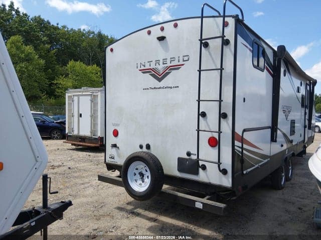 2021 RIVERSIDE TRAVEL TRAILER 4