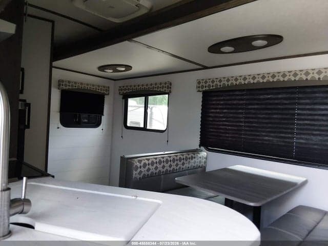 2021 RIVERSIDE TRAVEL TRAILER 8