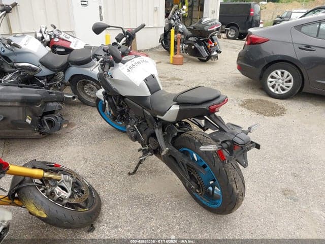 2025 YAMAHA MTN690 3