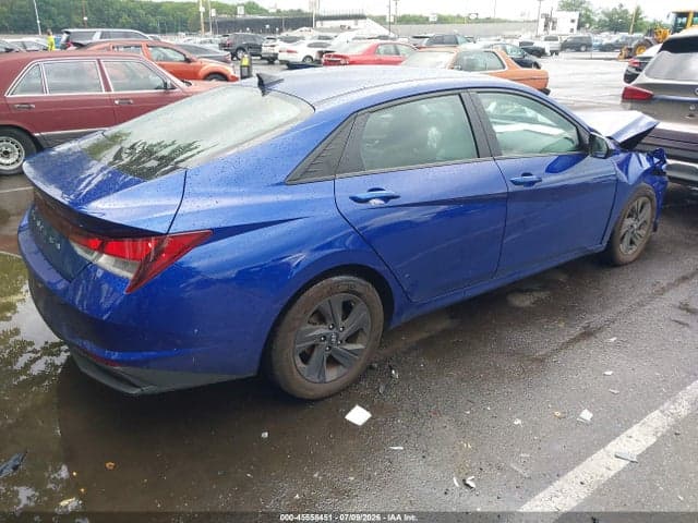 2023 HYUNDAI ELANTRA SEL 4