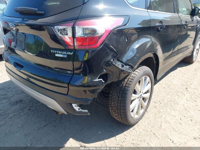 2017 FORD ESCAPE TITANIUM 19