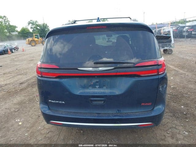 2022 CHRYSLER PACIFICA TOURING L 16