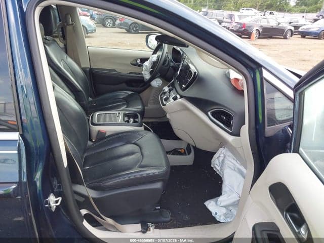 2022 CHRYSLER PACIFICA TOURING L 5