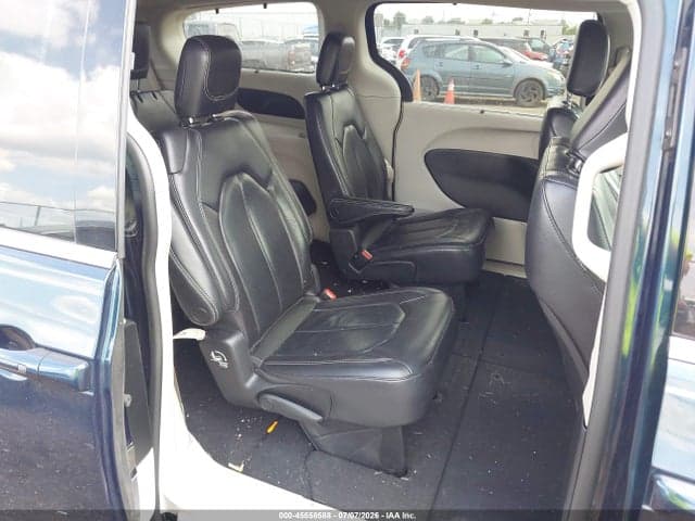 2022 CHRYSLER PACIFICA TOURING L 8
