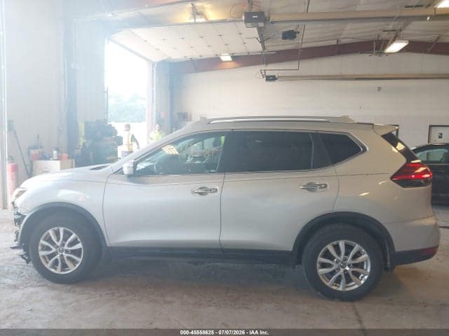 2017 NISSAN ROGUE SV 14