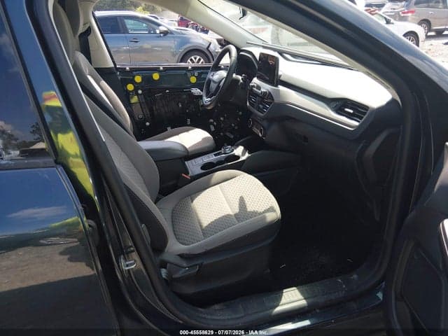 2022 FORD ESCAPE SE 5