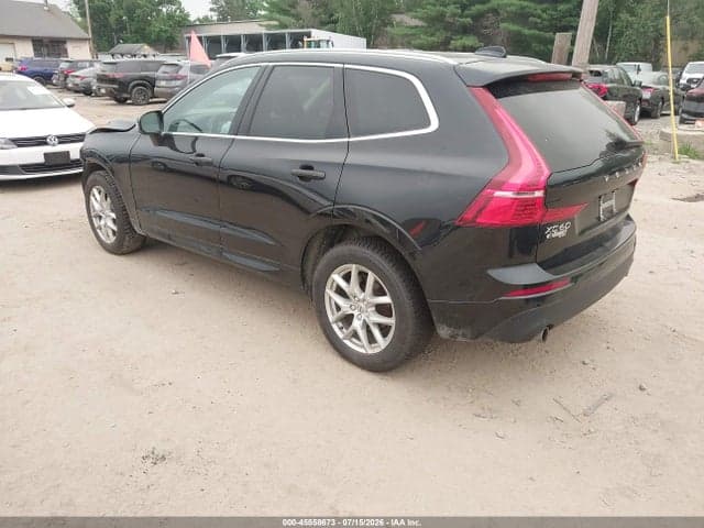 2021 VOLVO XC60 T5 MOMENTUM 3