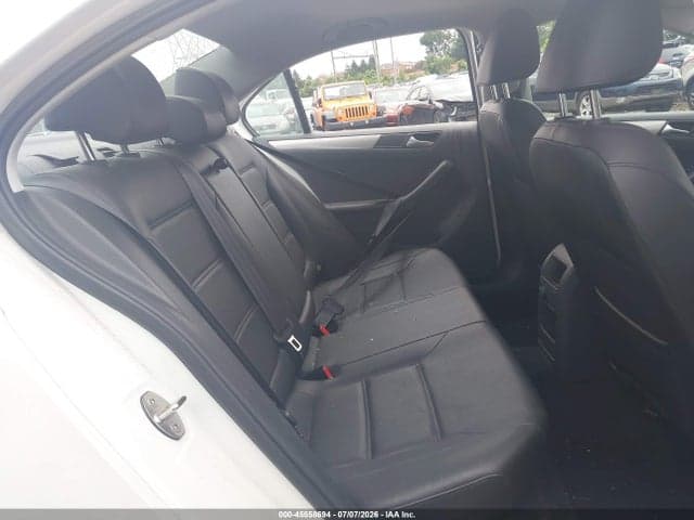 2017 VOLKSWAGEN JETTA 1.4T SE 8