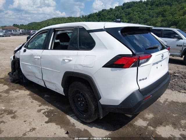 2023 TOYOTA RAV4 LE 3
