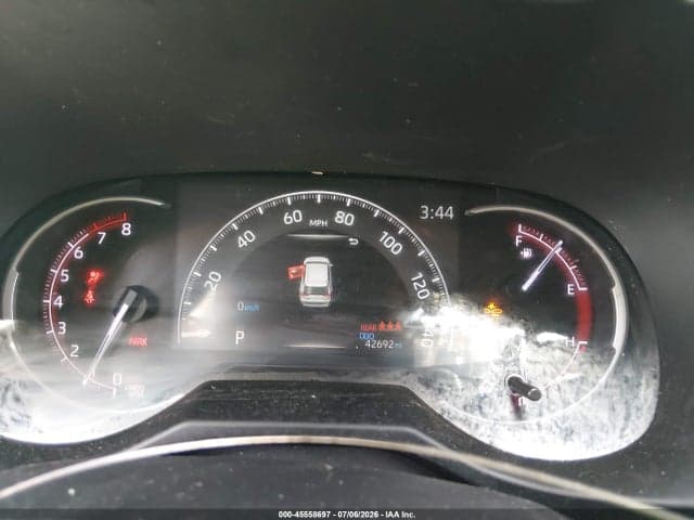2023 TOYOTA RAV4 LE 7