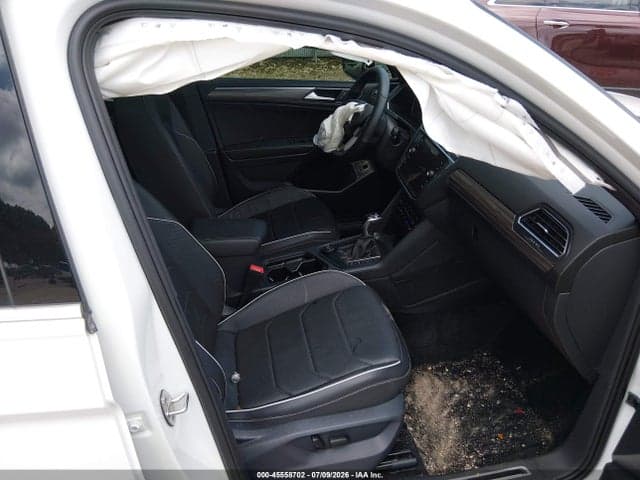 2022 VOLKSWAGEN TIGUAN 2.0T SEL R-LINE 5